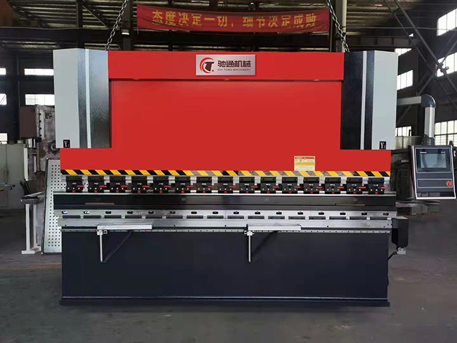 數(shù)控折彎機(jī)的結(jié)構(gòu)特點及折彎精度